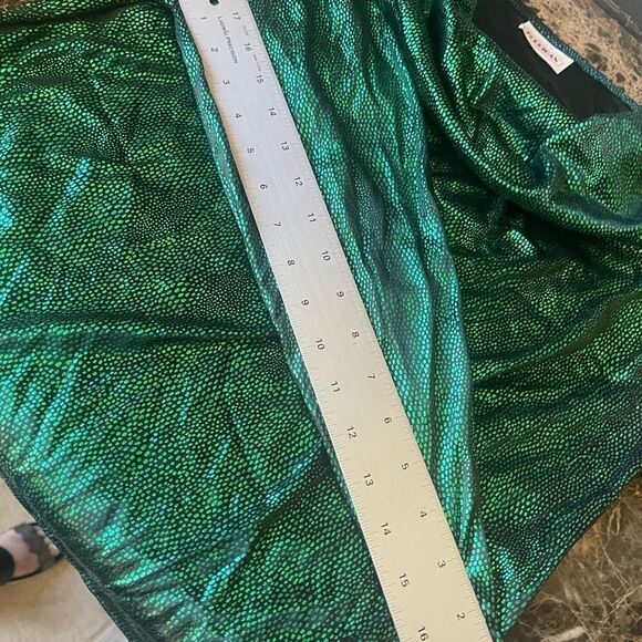 🎃 - GREEN Cowl Neck 80's Style Top! - Picture 9 of 12